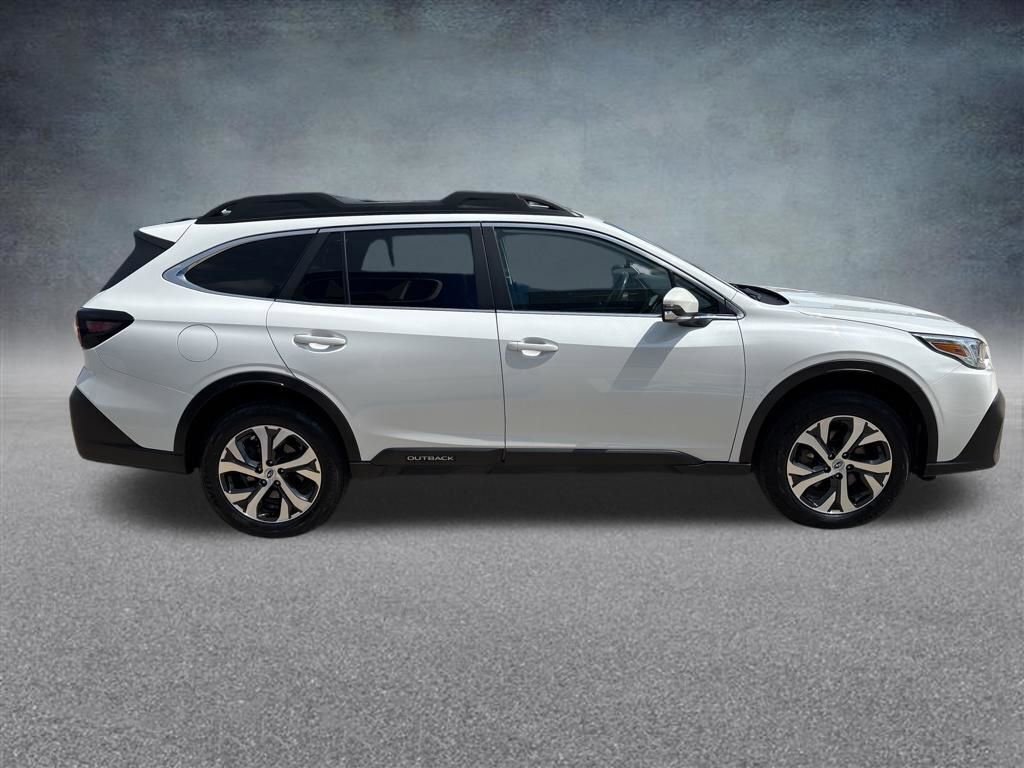 Used 2022 Subaru Outback Limited image 2