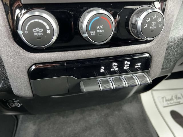 New 2026 RAM 1500 Express AWD/4WD image 21
