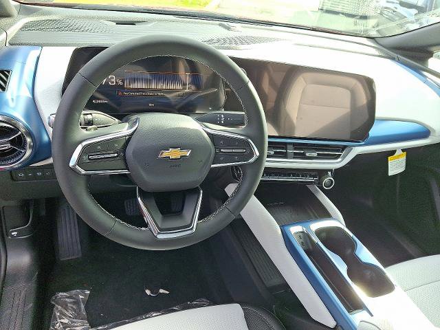 New 2026 Chevrolet Equinox EV LT image 7