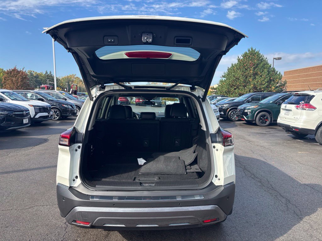 Certified 2023 Nissan Rogue SL AWD/4WD image 6