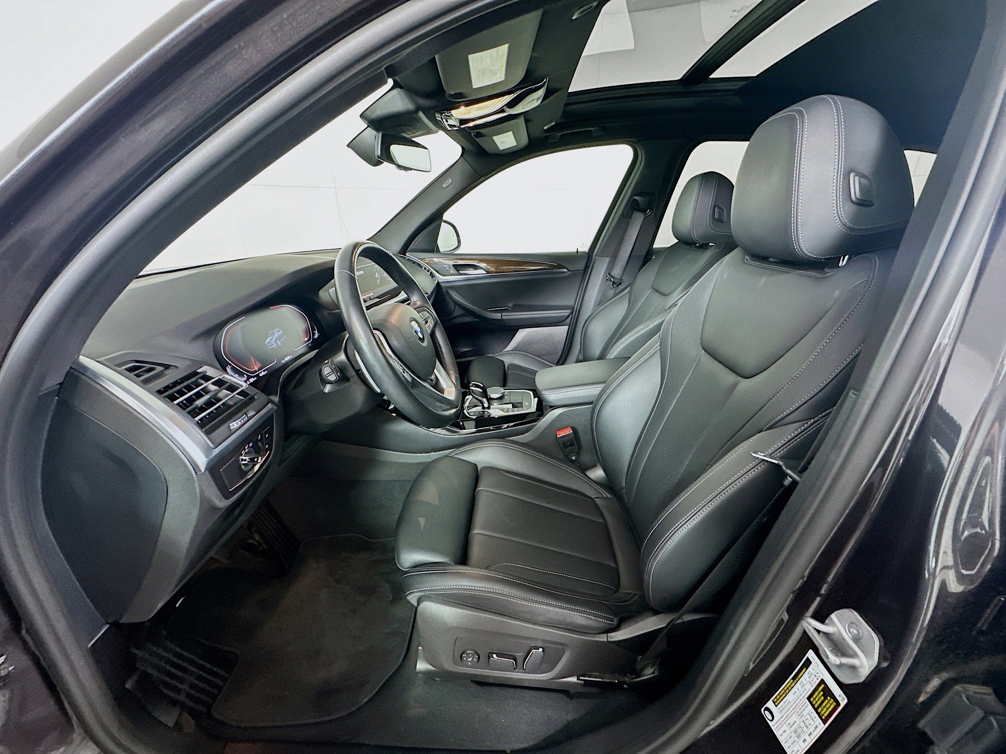 Used 2024 BMW X3 sDrive30i image 13