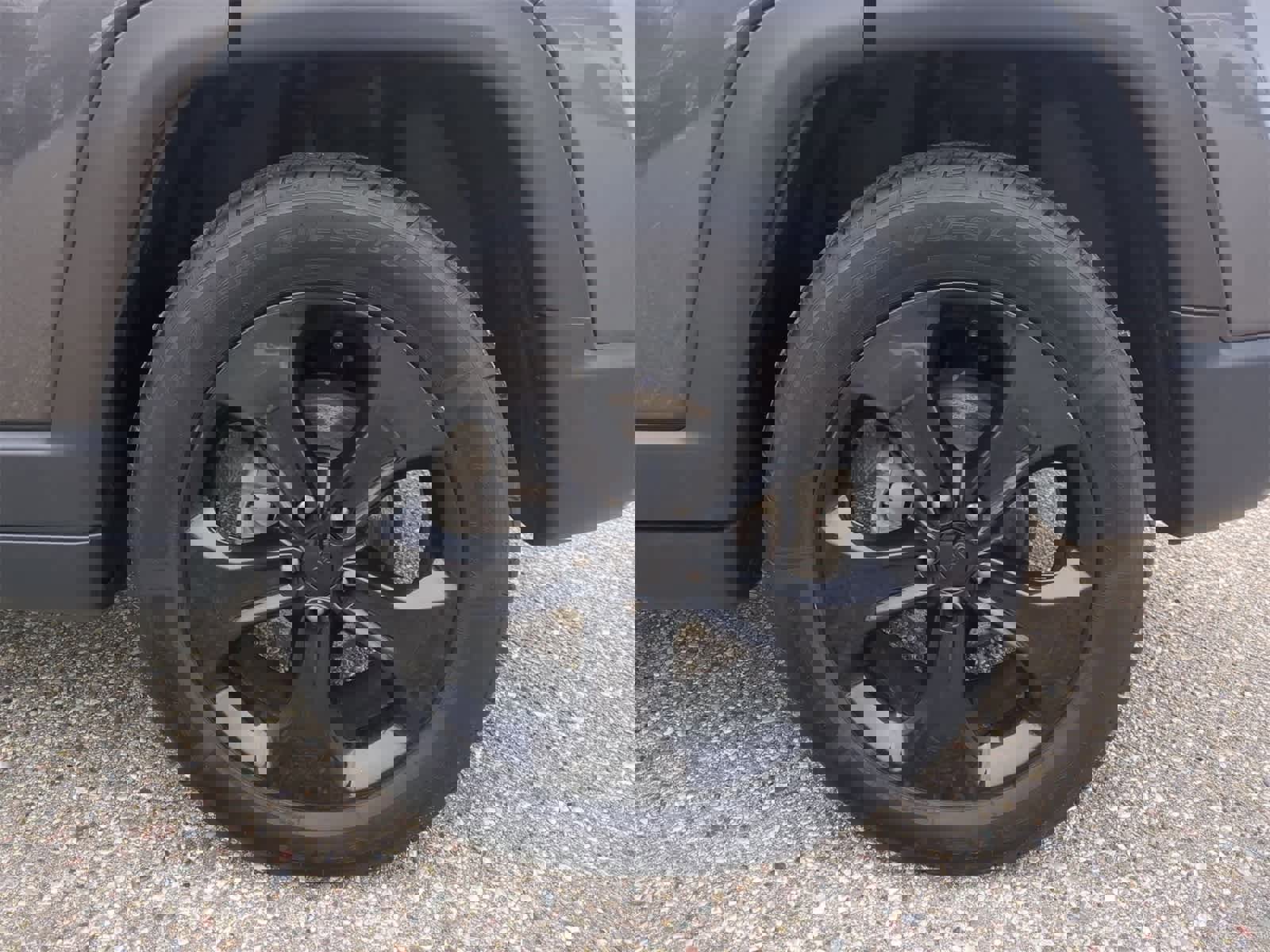 Certified 2019 Jeep Compass Altitude image 14