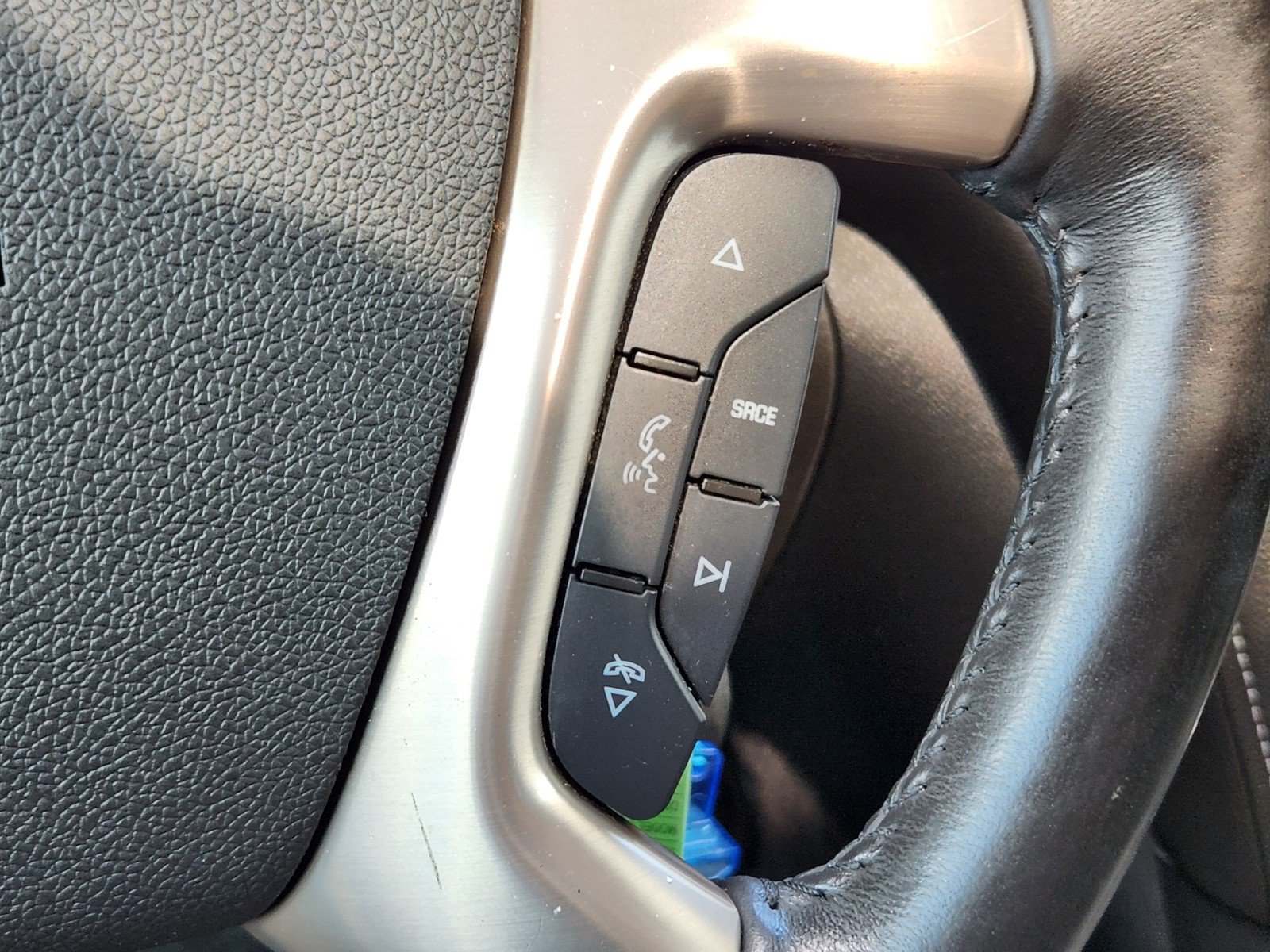 Used 2015 GMC Acadia Denali FWD image 24