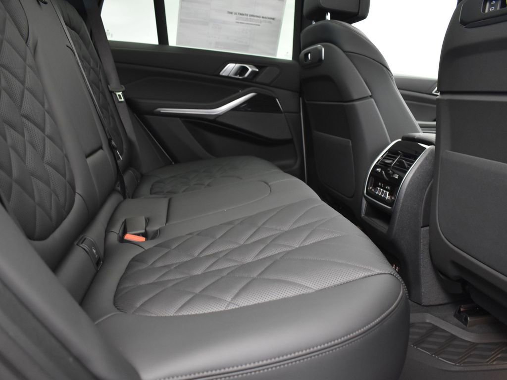 New 2026 BMW X5 sDrive40i w/ M Sport Package image 22
