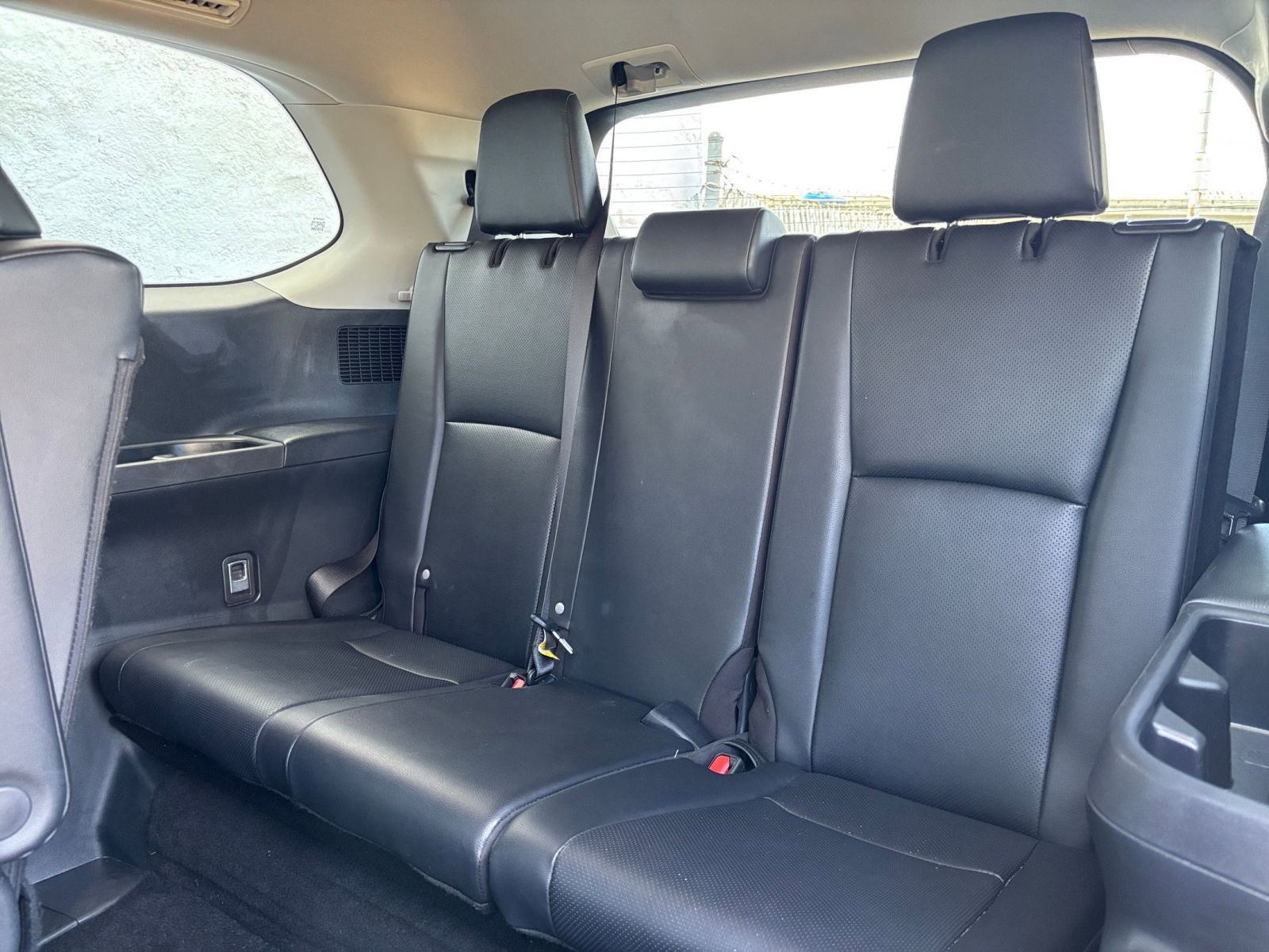 Used 2025 Toyota Grand Highlander FWD image 30
