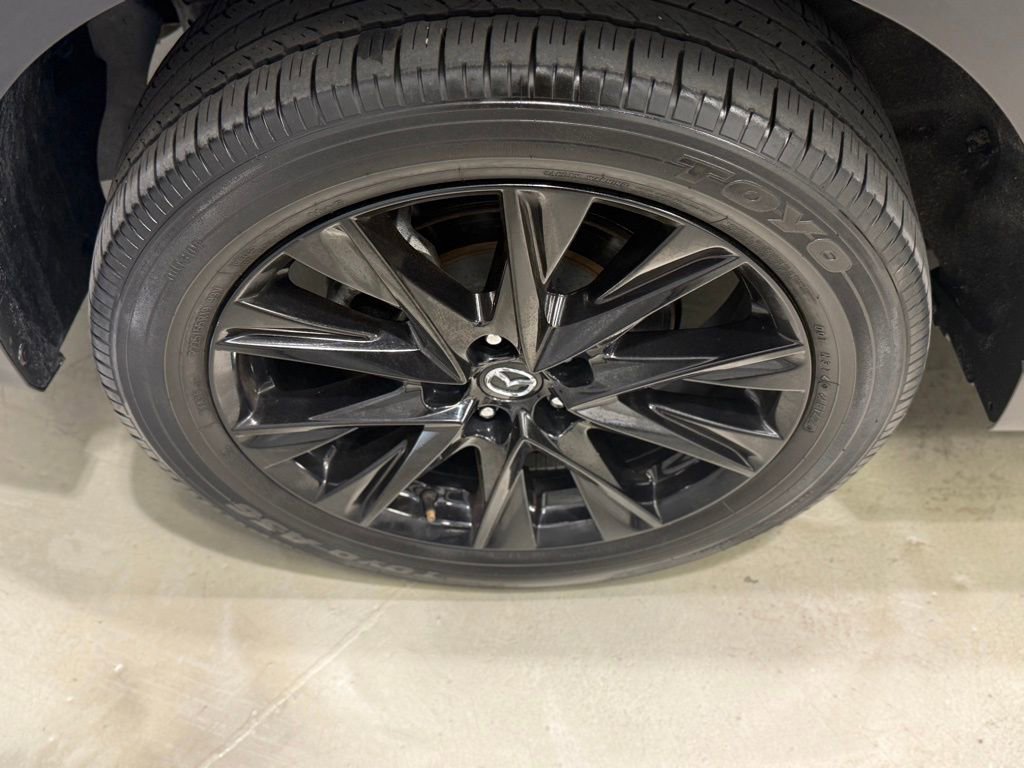 Used 2024 MAZDA CX-5 Carbon Edition image 8