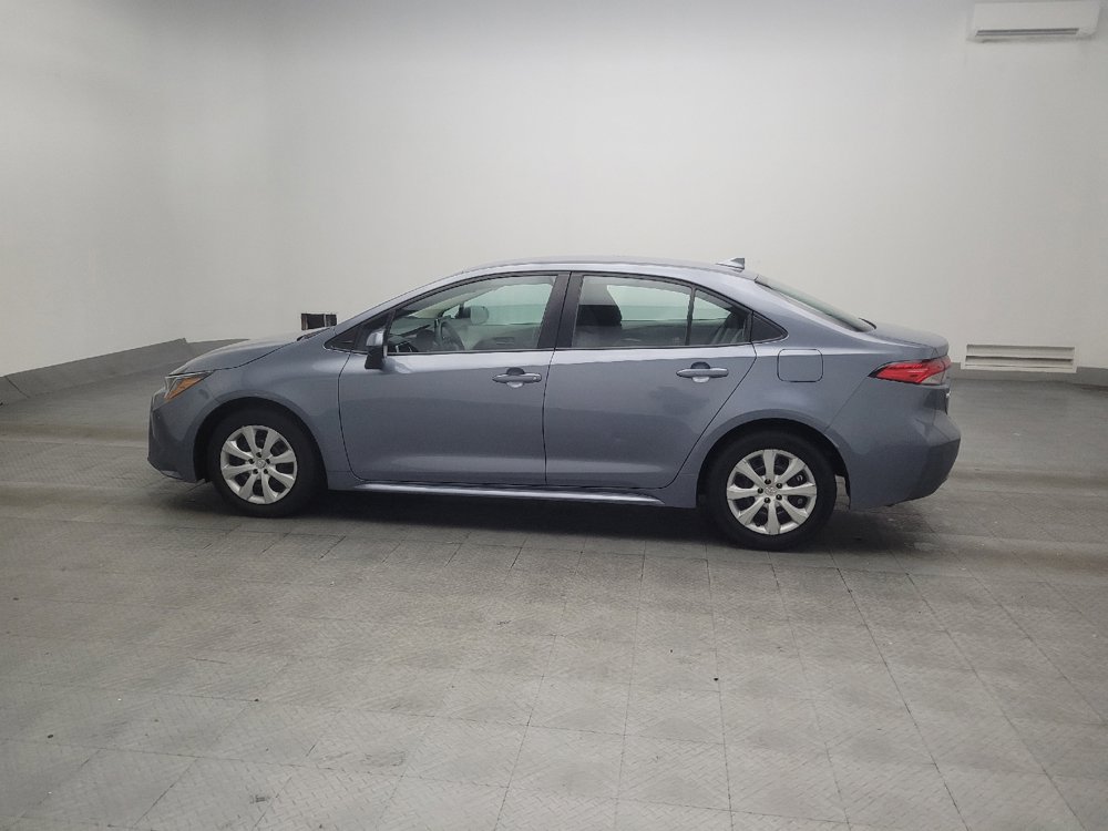 Used 2021 Toyota Corolla LE FWD image 3
