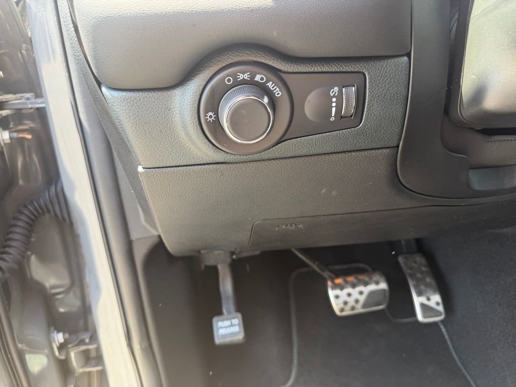 Used 2024 Dodge Durango SRT image 18