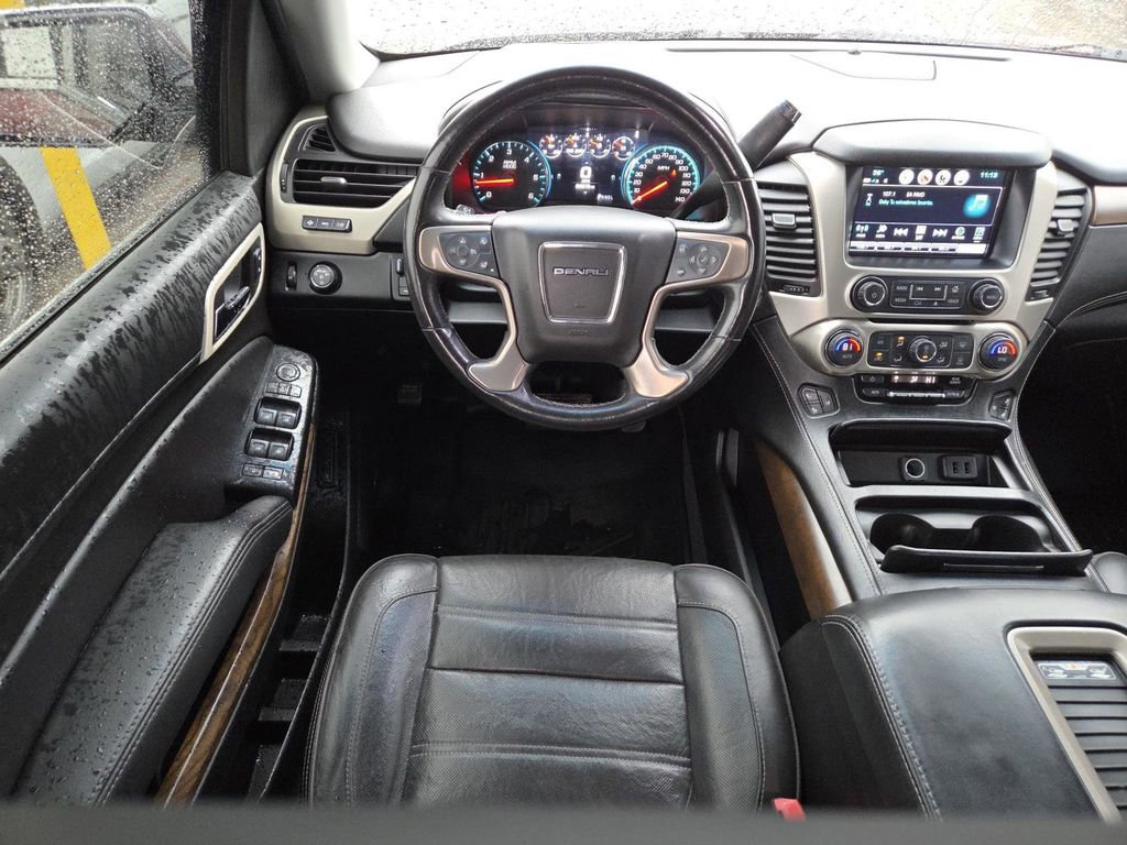 Used 2019 GMC Yukon XL Denali image 24