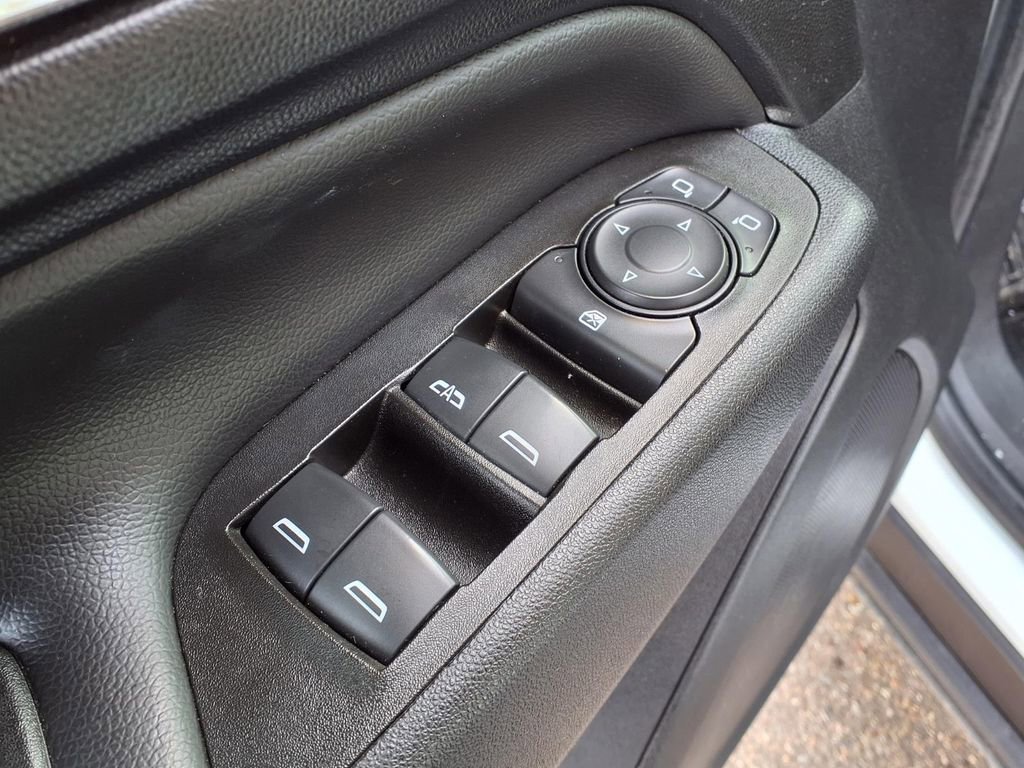 Used 2021 Chevrolet Equinox LT w/ LPO, Floor Liner Package image 13