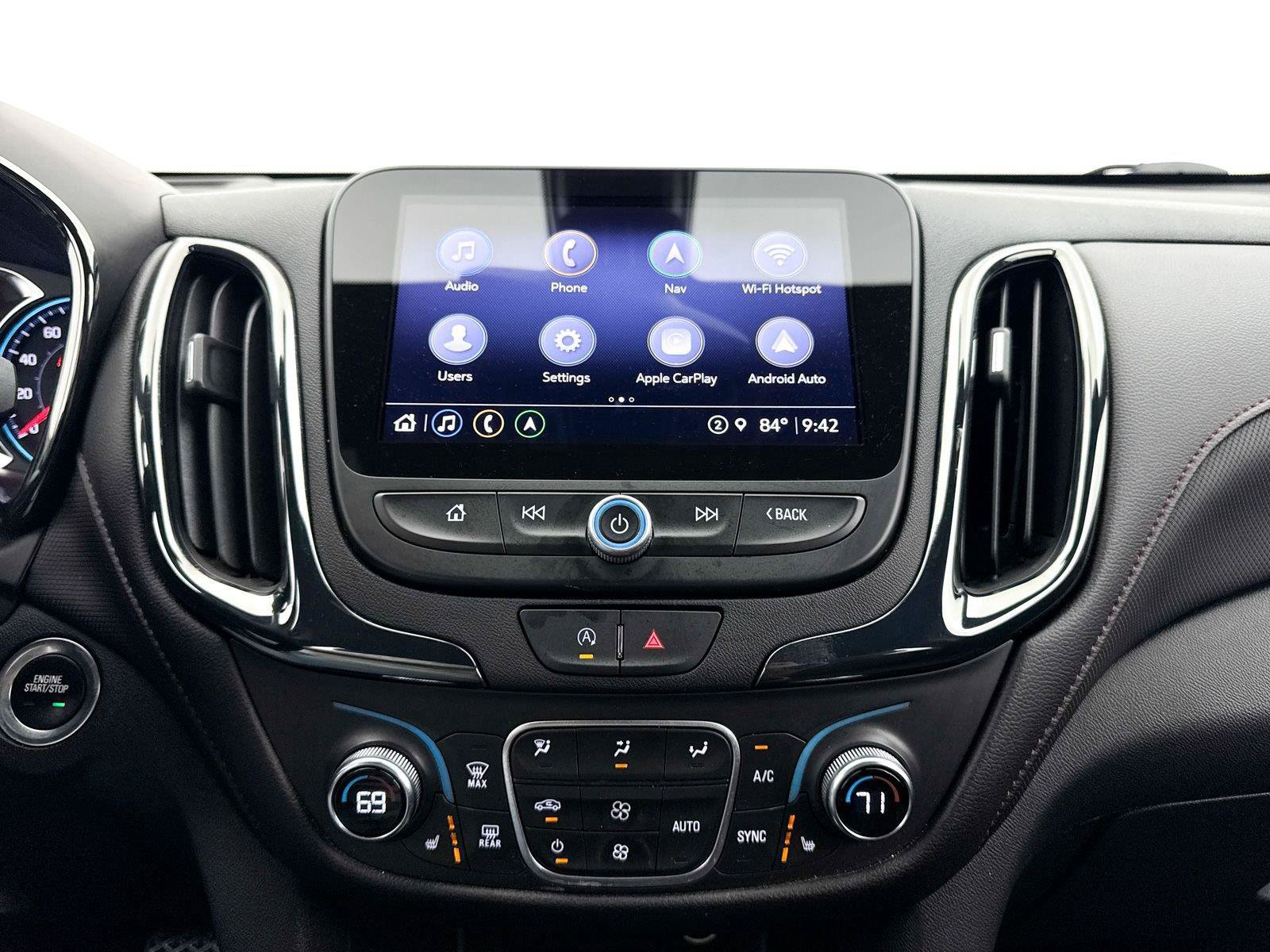 Used 2024 Chevrolet Equinox RS FWD image 21