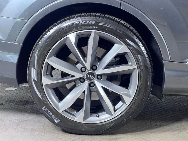 Used 2021 Audi SQ7 Premium Plus w/ Executive Package AWD/4WD image 12
