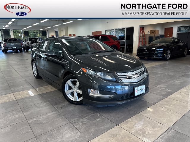 Used 2015 Chevrolet Volt w/ Enhanced Safety Package 1