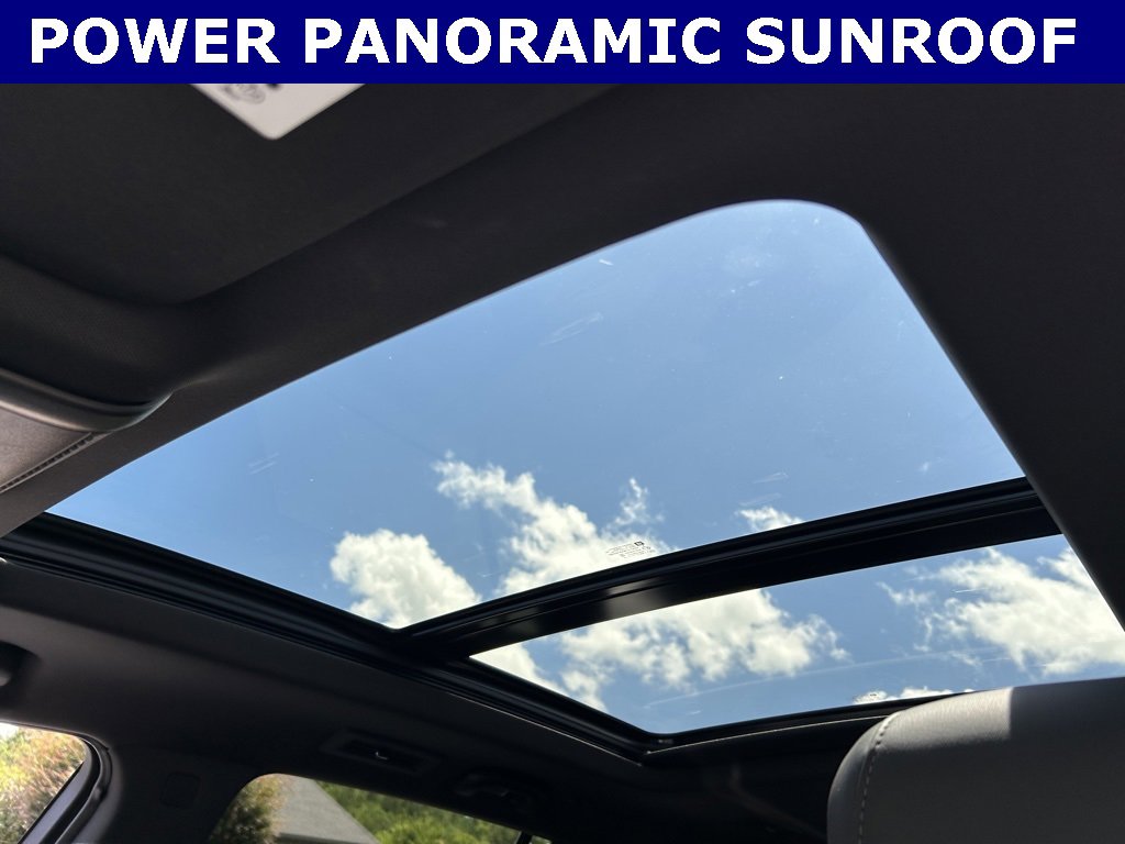 Used 2024 Cadillac XT6 Sport w/ Technology Package image 2