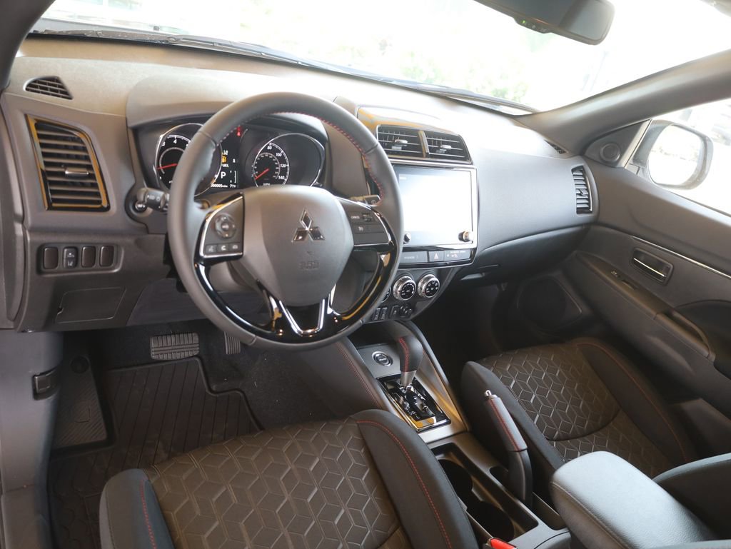 New 2025 Mitsubishi Outlander Sport AWD image 31