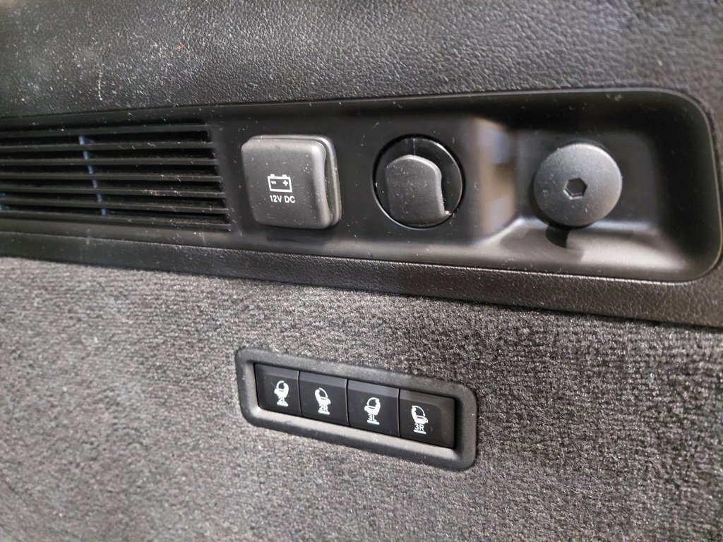 Used 2022 Jeep Grand Wagoneer Series III image 44