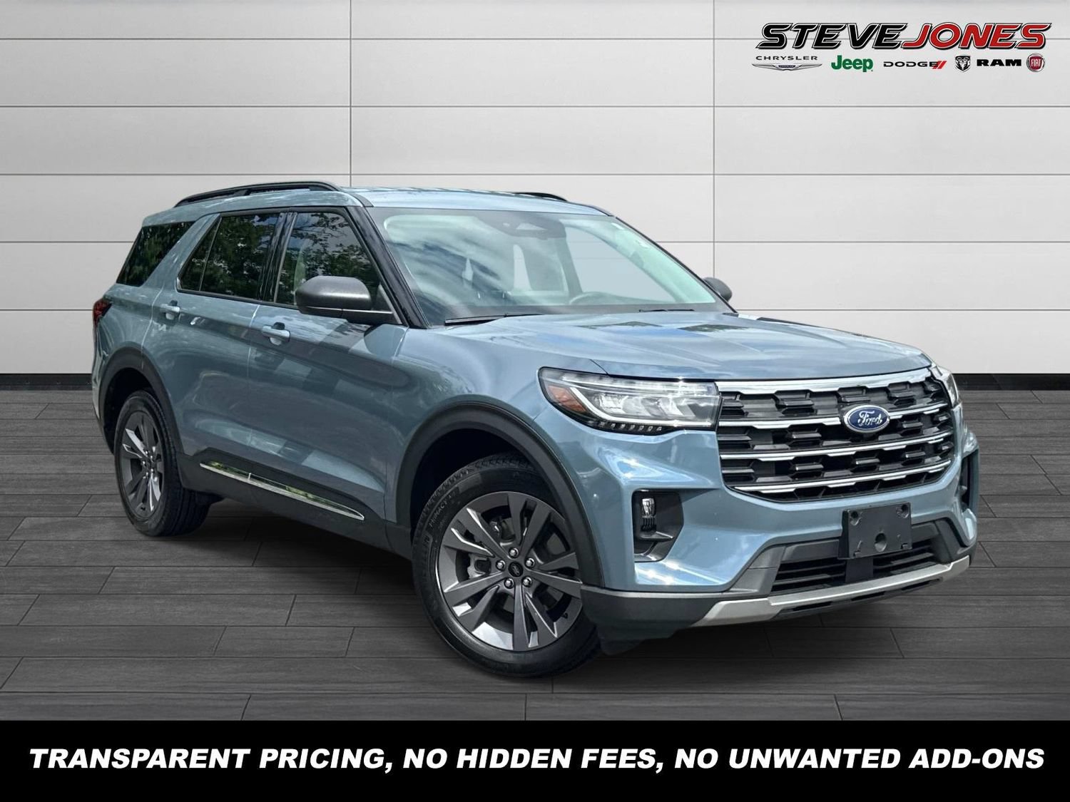 Used 2025 Ford Explorer Active w/ Active Comfort Package AWD/4WD image 1