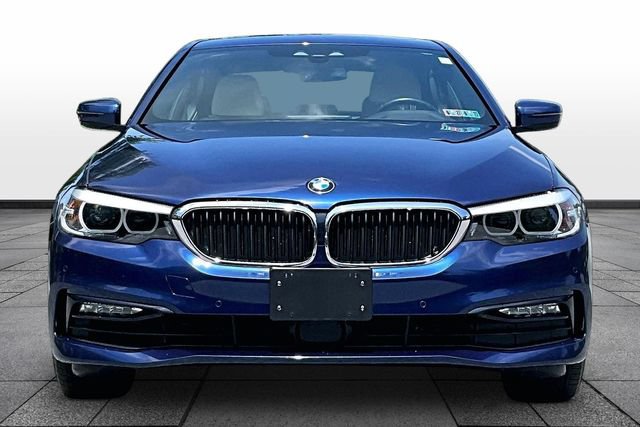 Used 2018 BMW 530e xDrive w/ Premium Package 2 AWD/4WD image 2