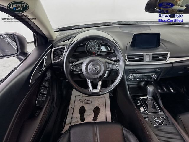 Used 2018 MAZDA MAZDA3 Touring image 23