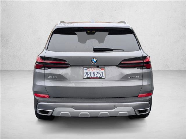 Certified 2025 BMW X5 xDrive40i w/ Parking Assistance Package image 7