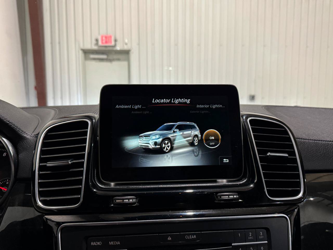 Used 2018 Mercedes-Benz GLS 450 4MATIC image 44