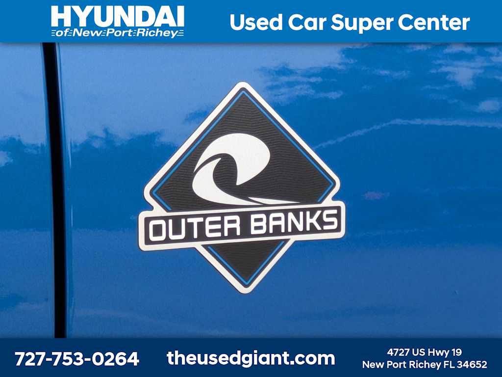 Used 2022 Ford Bronco Outer Banks AWD/4WD image 13