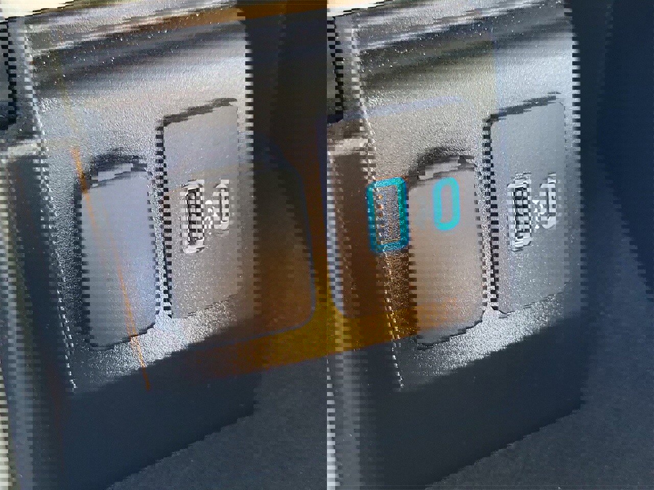 Used 2023 Ford Explorer XLT w/ Equipment Group 202A image 31