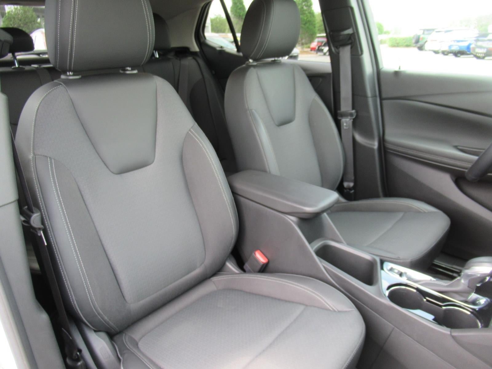 Used 2024 Buick Encore GX Preferred FWD image 9