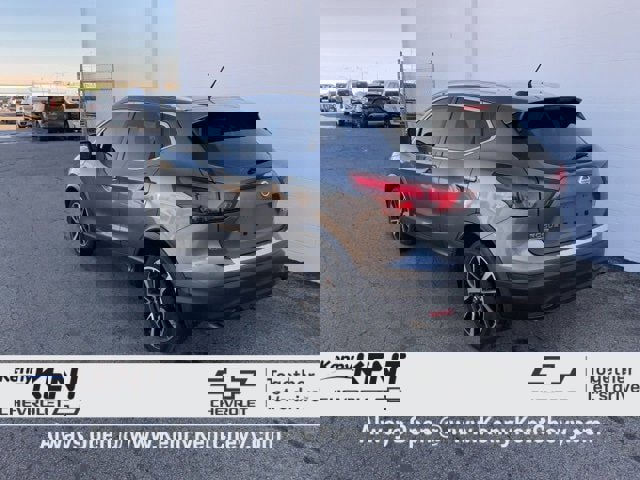 Used 2018 Nissan Rogue Sport SL w/ SL Premium Package image 34