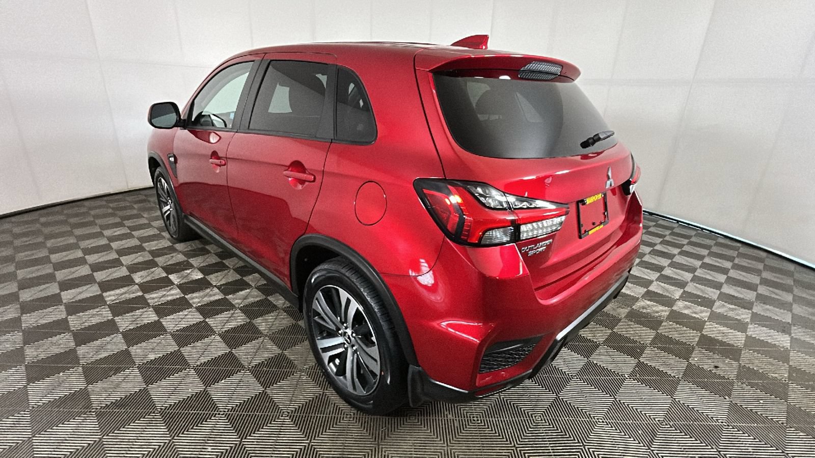 Used 2025 Mitsubishi Outlander Sport ES AWD/4WD video 4