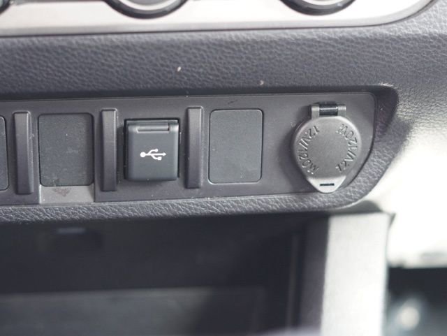 Used 2022 Toyota Tacoma SR image 21