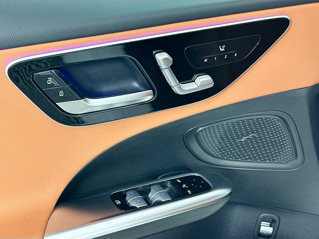 Certified 2023 Mercedes-Benz C 300 Sedan image 17