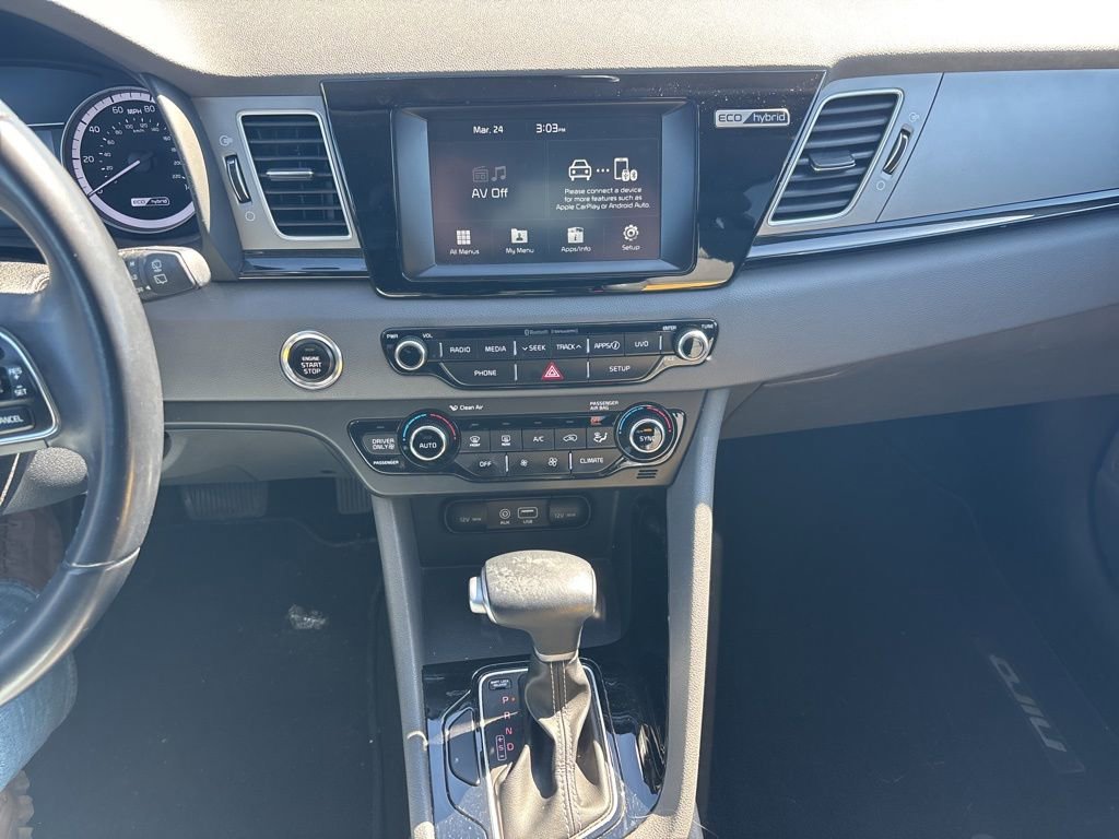 Used 2017 Kia Niro EX image 10