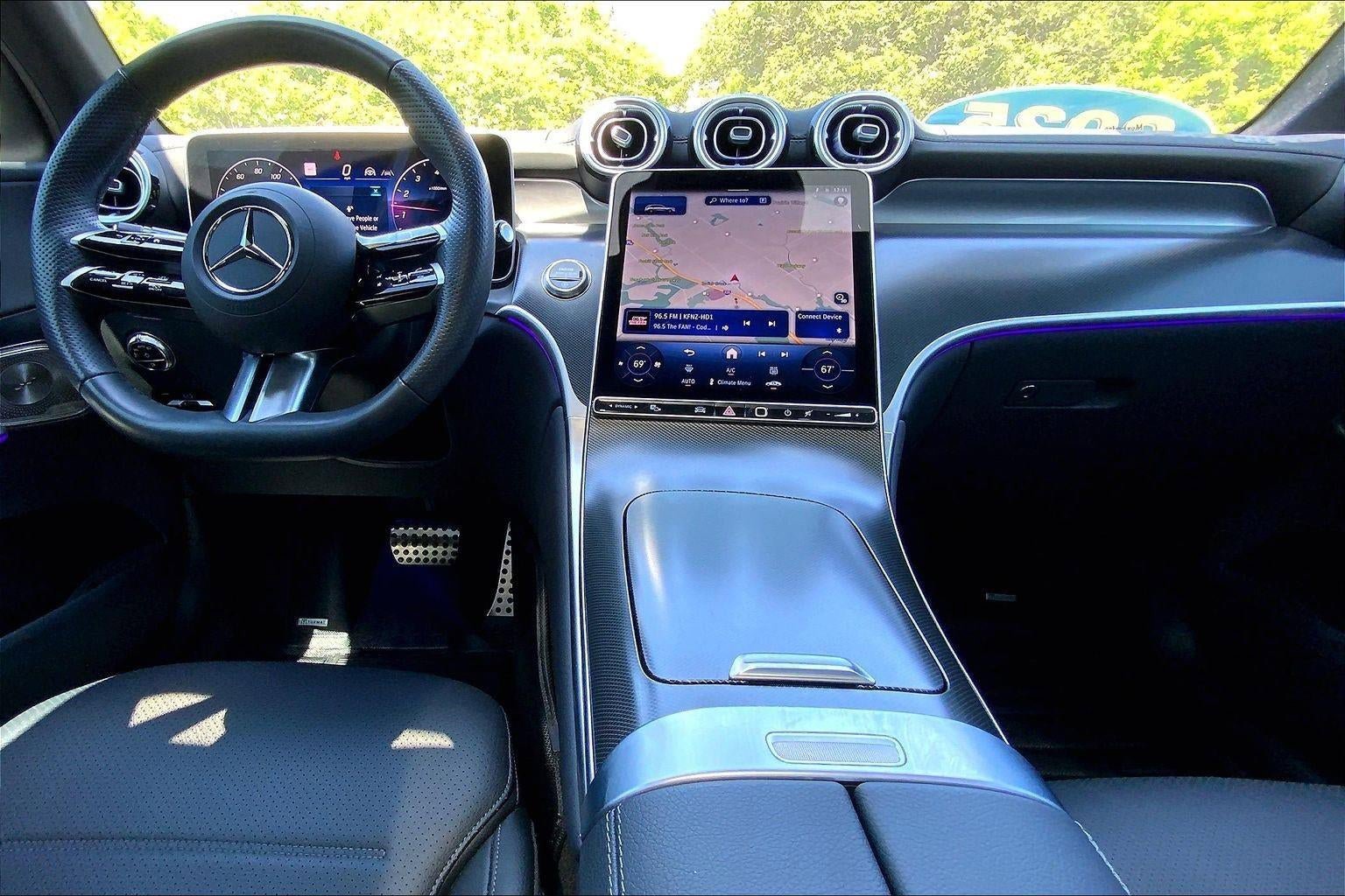Used 2025 Mercedes-Benz GLC 300 4MATIC image 16