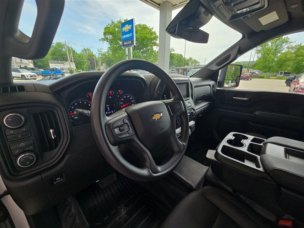 Used 2025 Chevrolet Silverado 3500 W/T w/ WT Convenience Package AWD/4WD image 10
