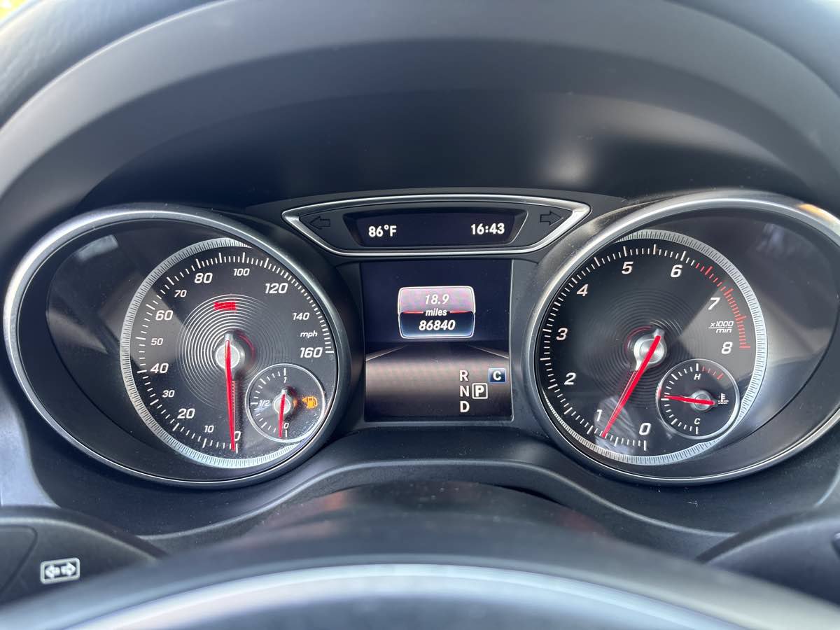 Used 2018 Mercedes-Benz CLA 250 image 23