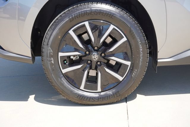 Used 2026 Toyota bZ FWD image 9