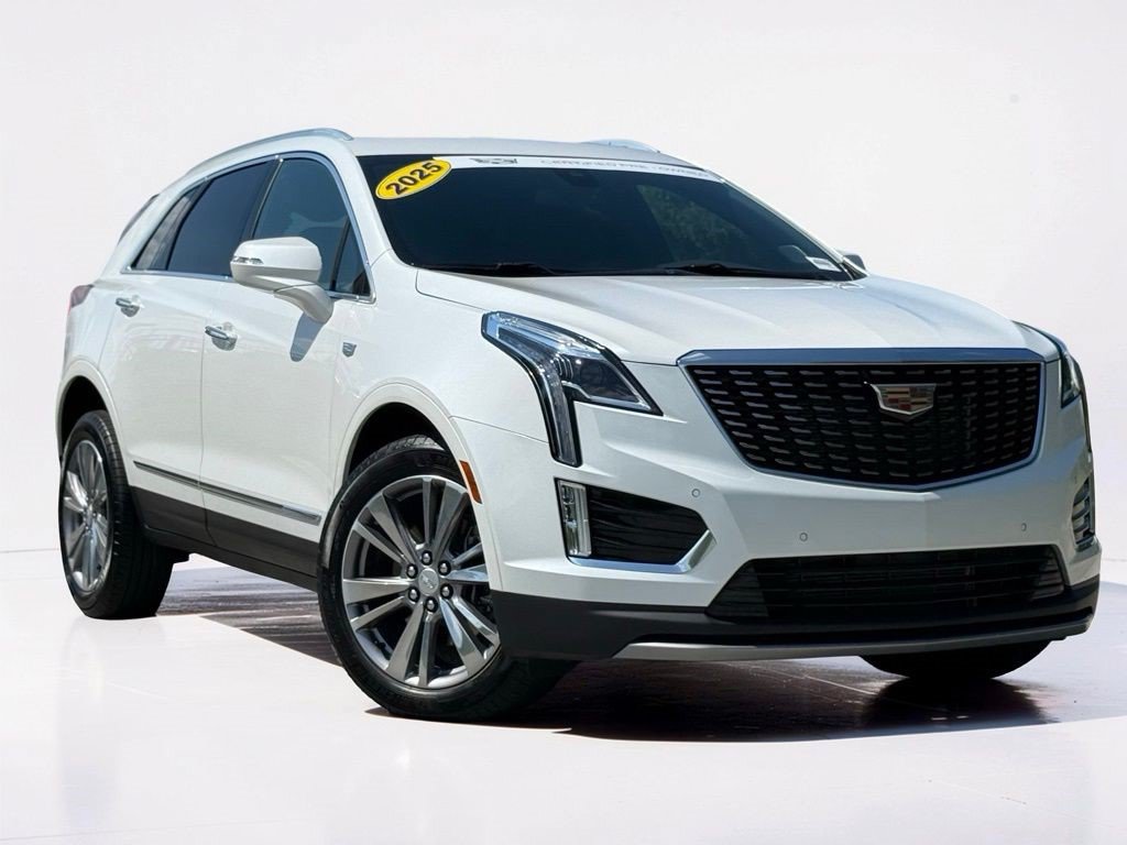 Certified 2025 Cadillac XT5 Premium Luxury AWD/4WD image 2