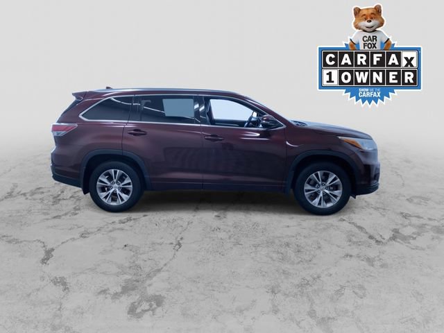 Used 2015 Toyota Highlander XLE AWD/4WD image 2