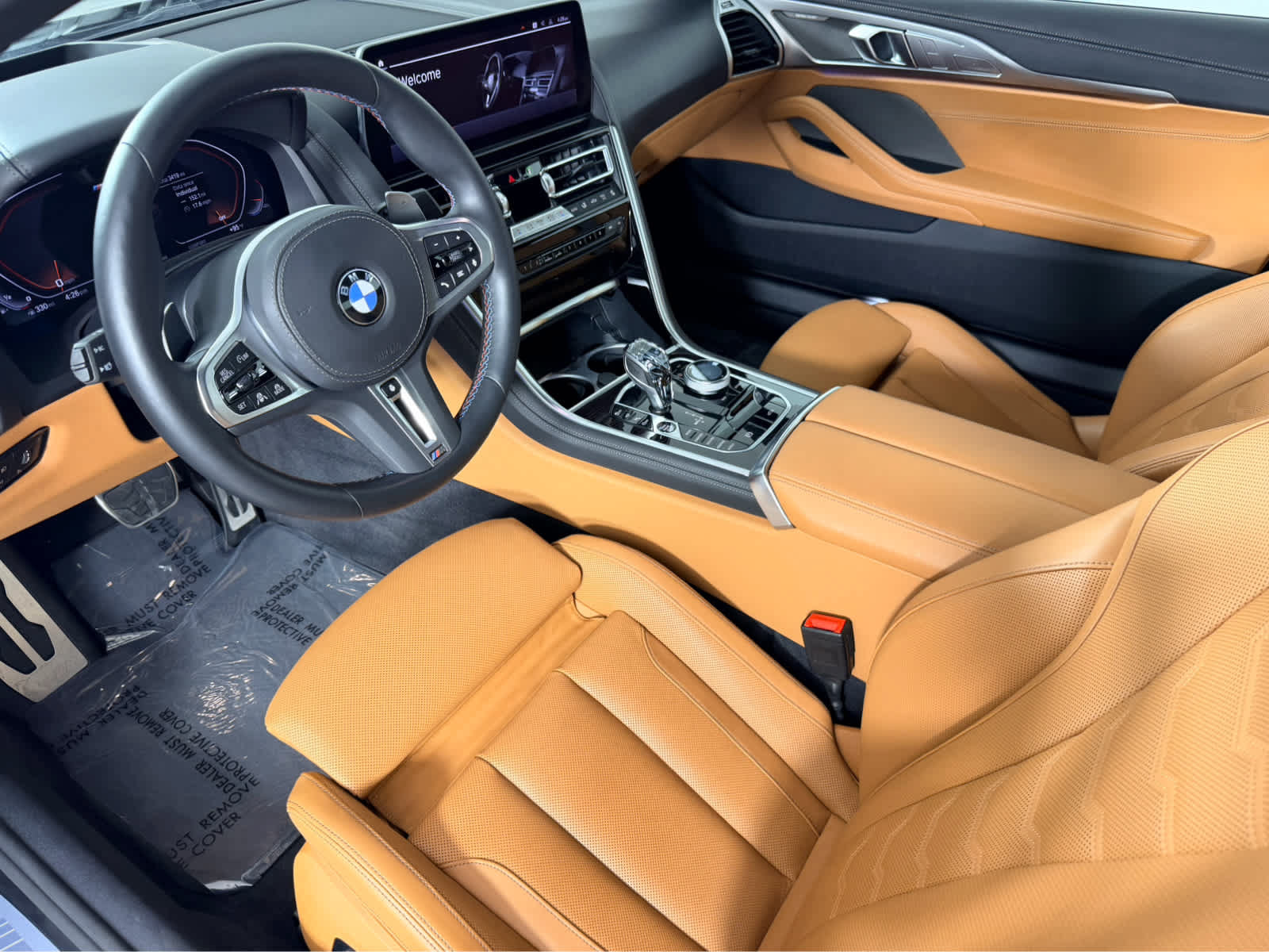 Used 2023 BMW M850i xDrive Convertible AWD/4WD image 12