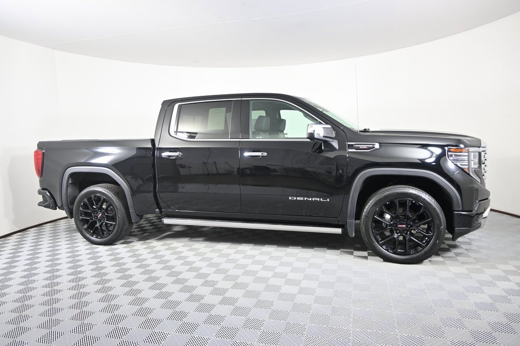 Used 2023 GMC Sierra 1500 Denali w/ Denali Reserve Package image 9