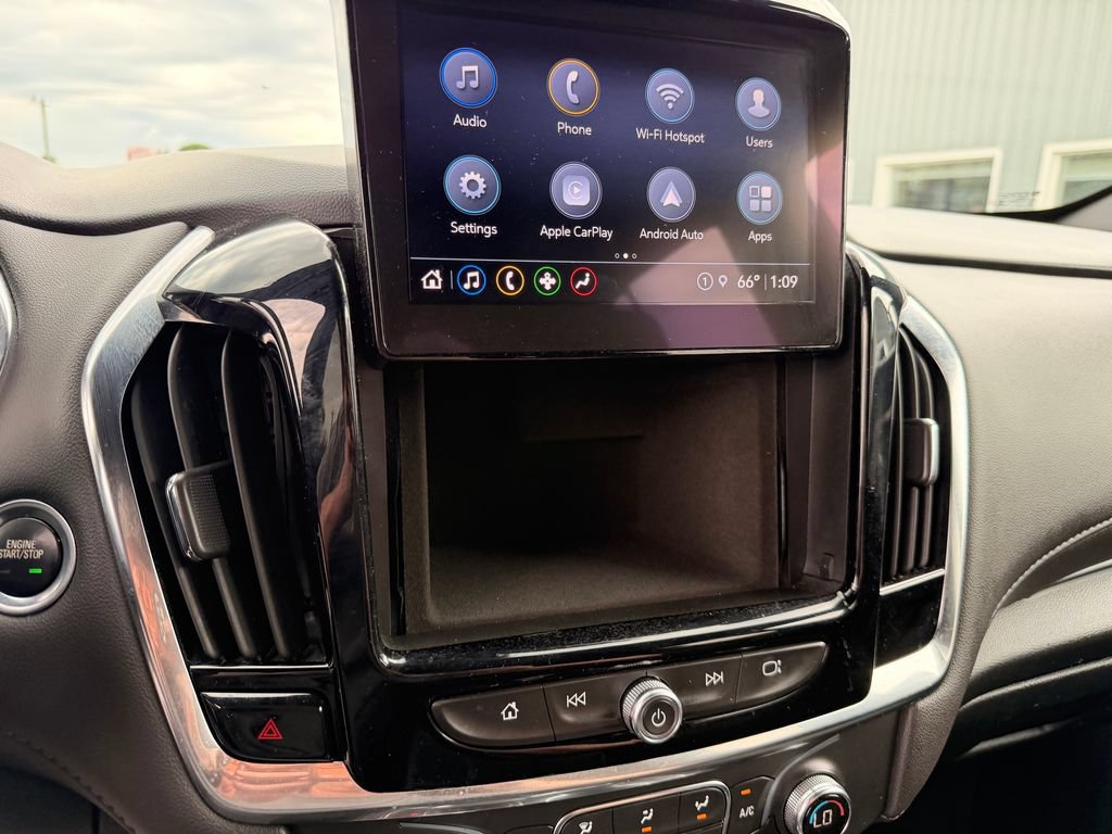 Used 2023 Chevrolet Traverse LT AWD/4WD image 27