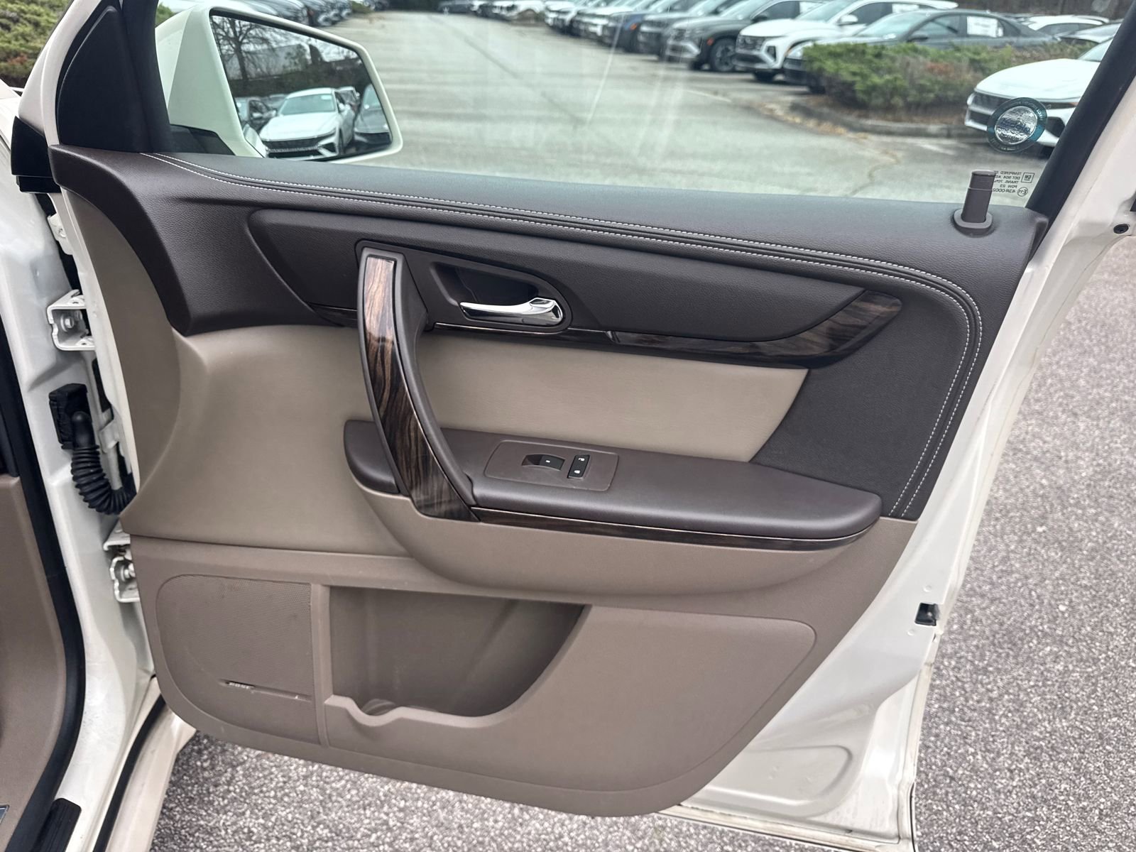 Used 2014 GMC Acadia Denali image 14