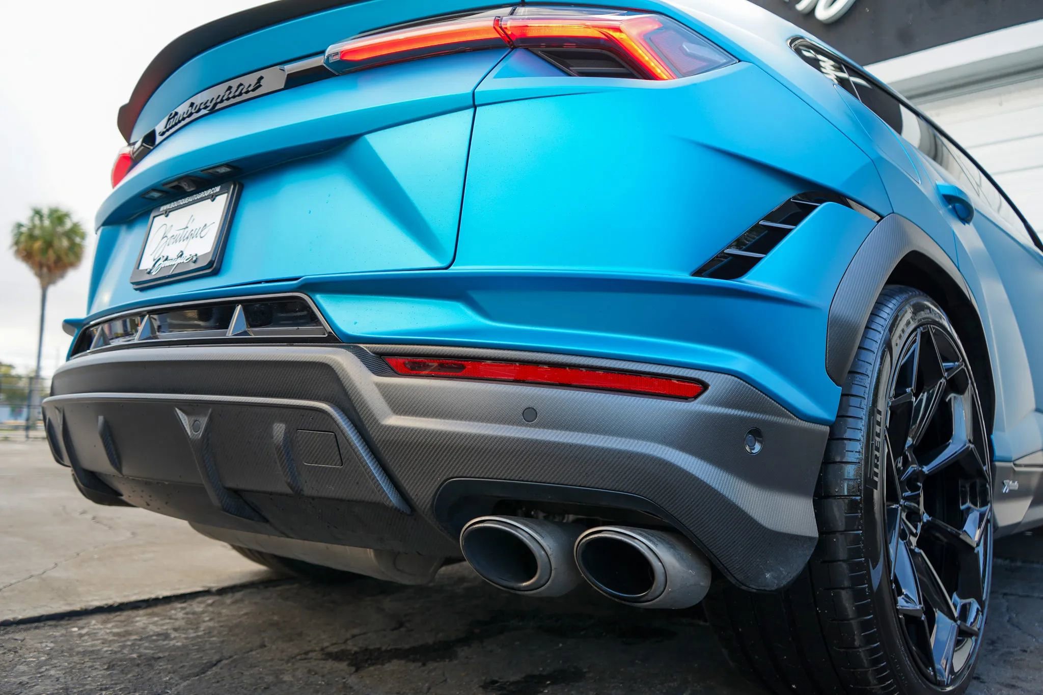 Used 2024 Lamborghini Urus Performante AWD/4WD image 36