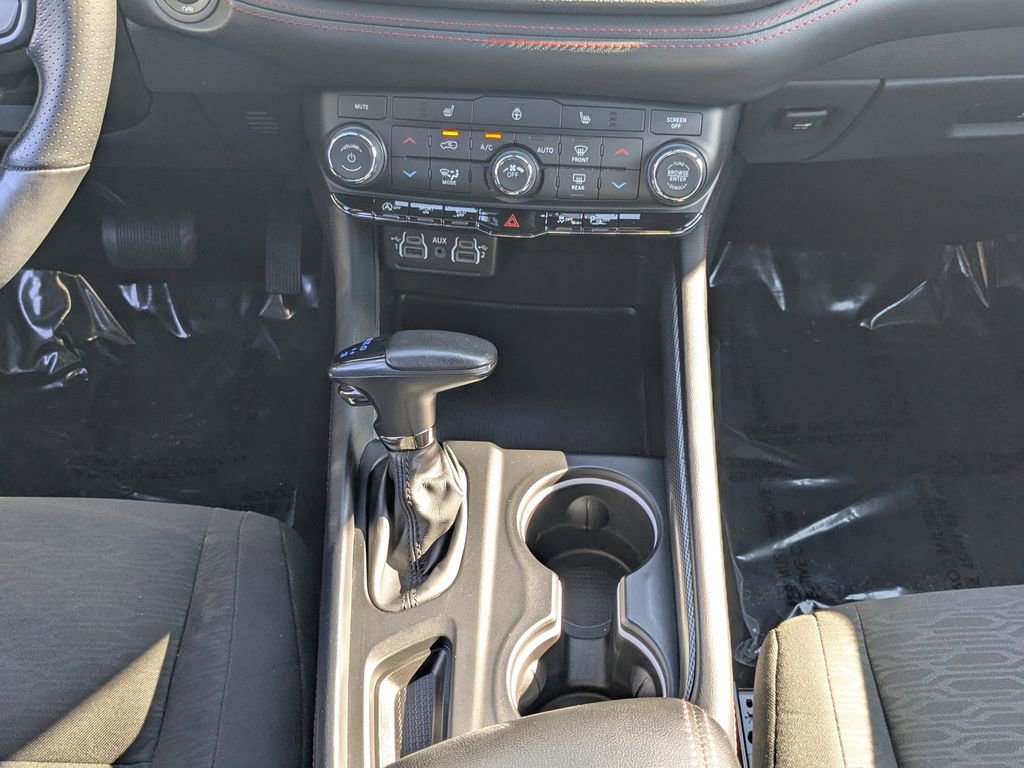 Used 2023 Dodge Durango GT image 6