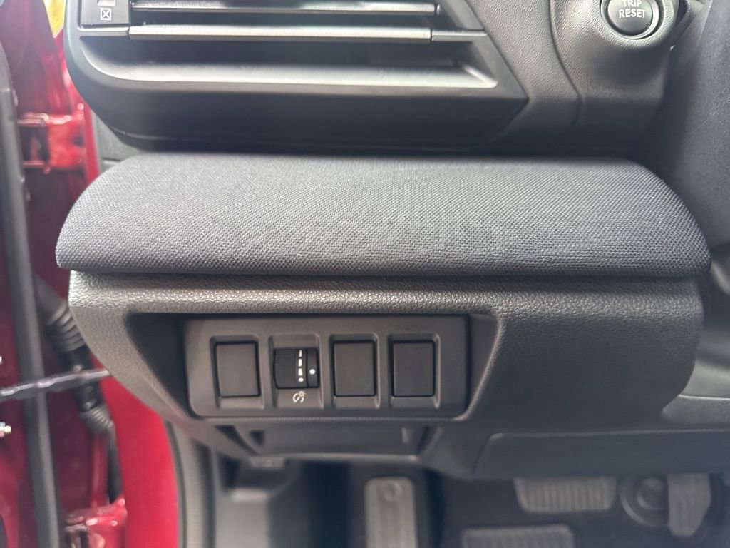 Used 2025 Subaru Outback Premium image 21