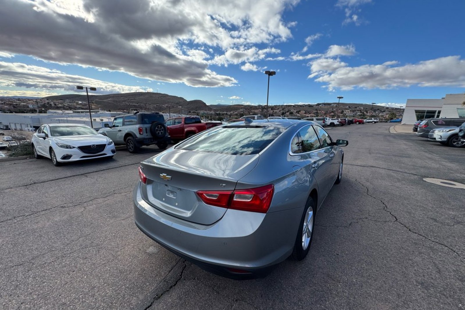 Used 2024 Chevrolet Malibu LT image 5