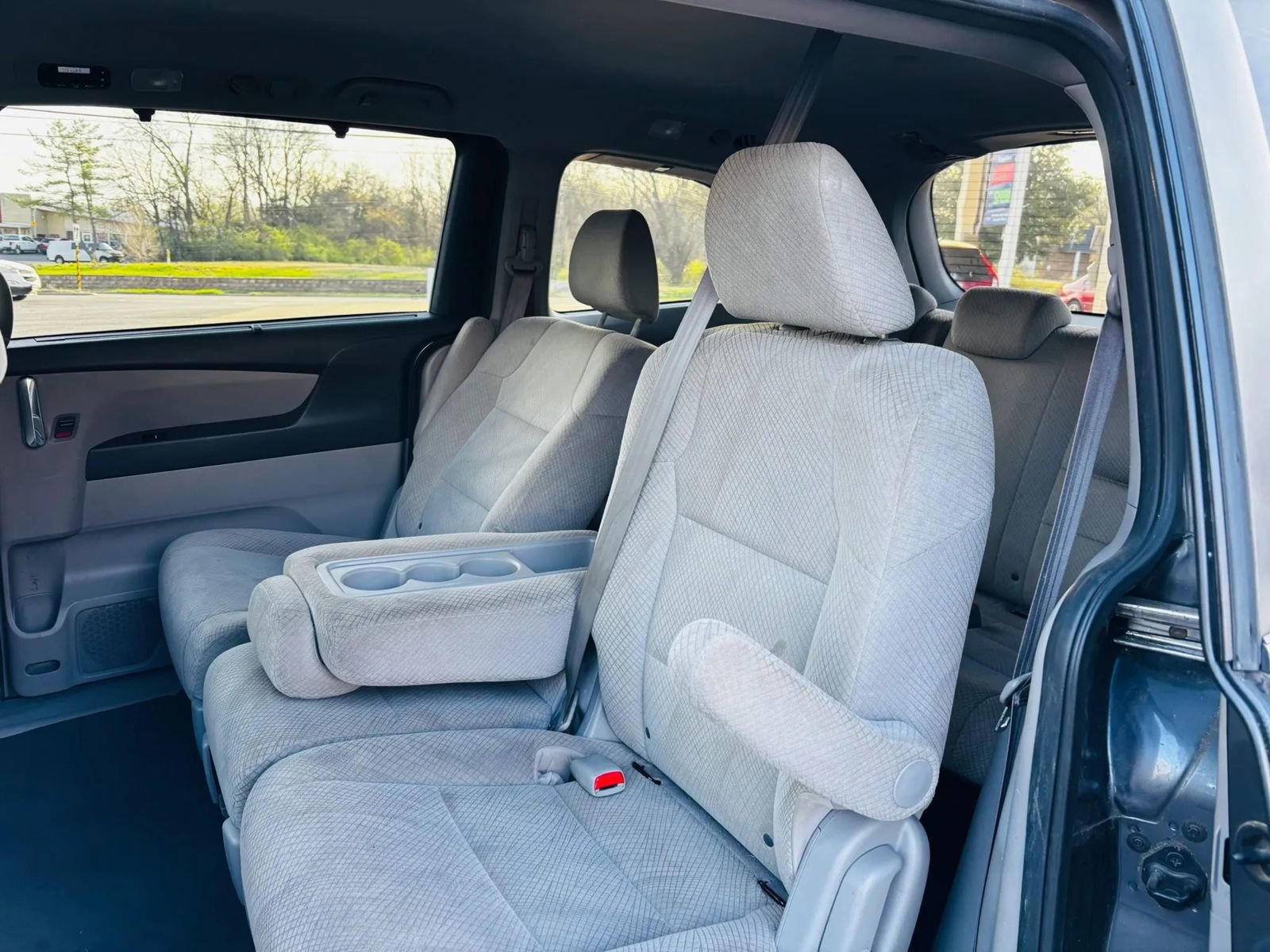 Used 2016 Honda Odyssey SE image 9