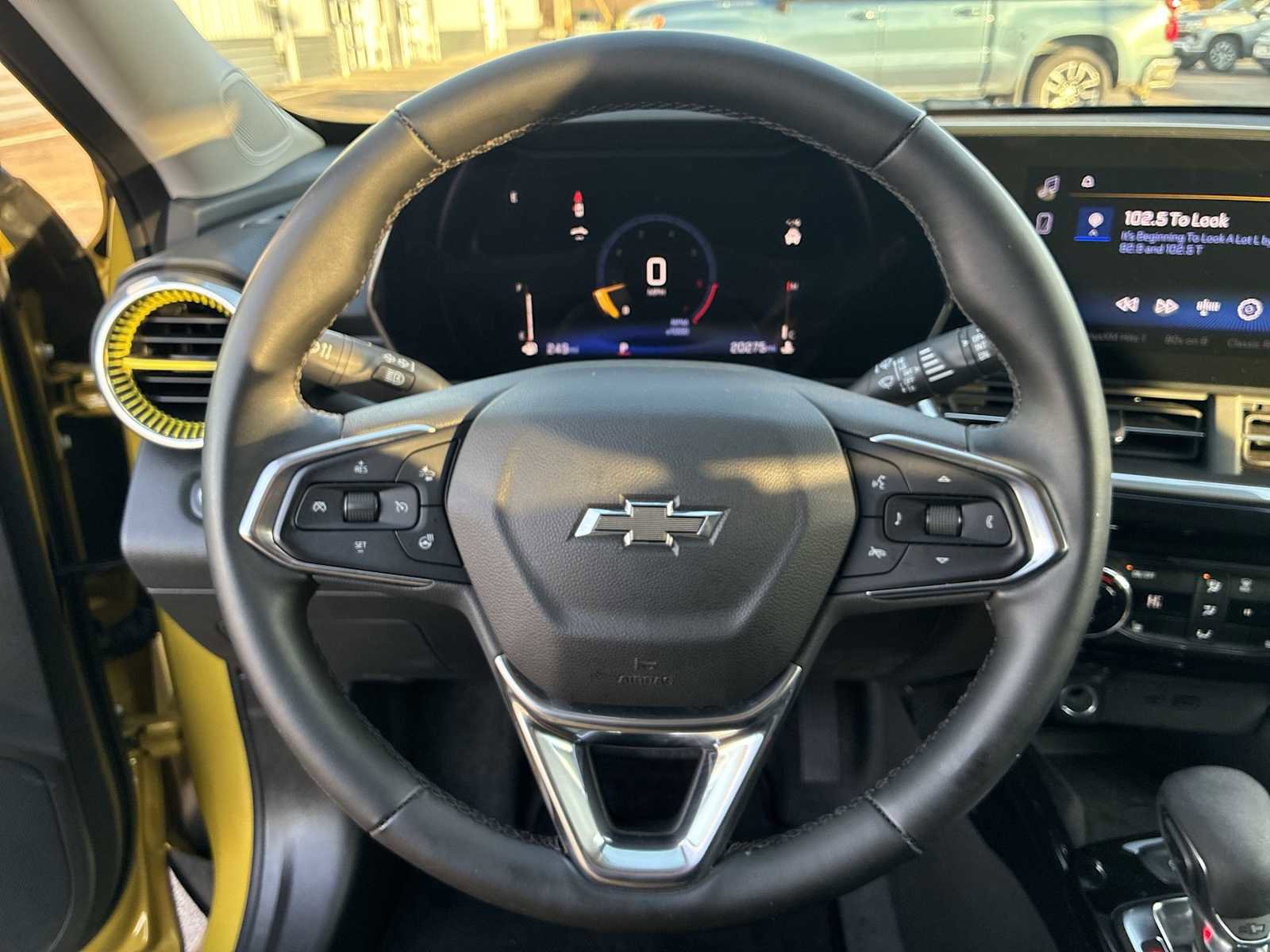 Used 2024 Chevrolet Trax ACTIV w/ Sunroof Package image 10