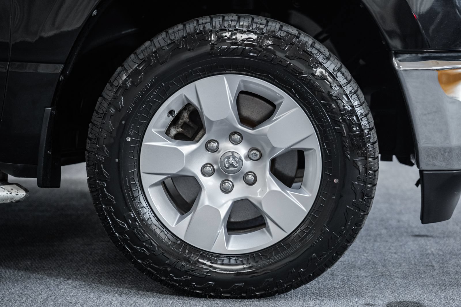 Used 2023 RAM 1500 Big Horn AWD/4WD image 17